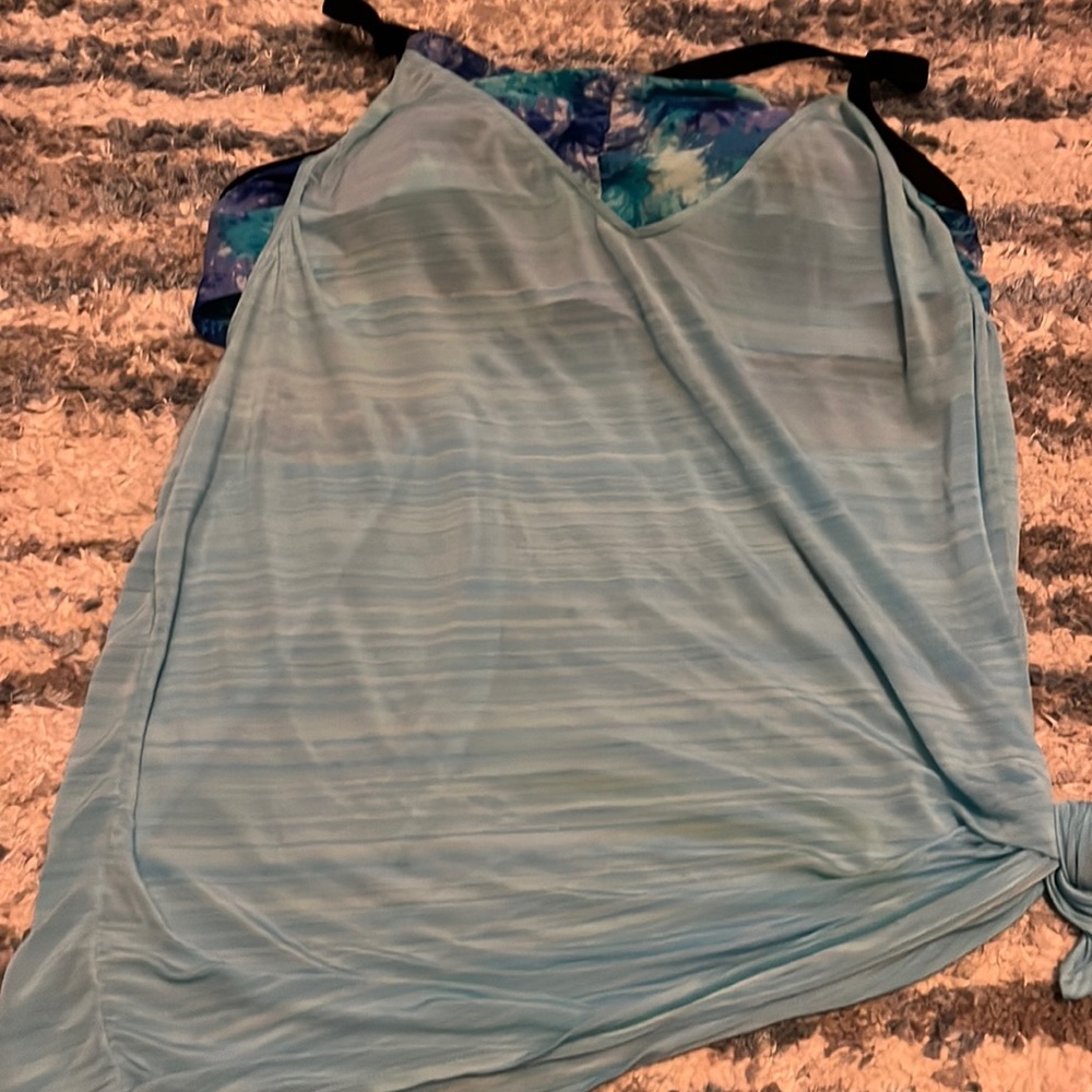 Zeroxpsur swim top